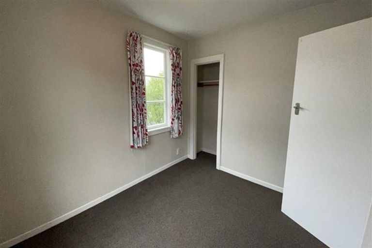 Photo of property in 146 Waikawa Road, Picton, 7220