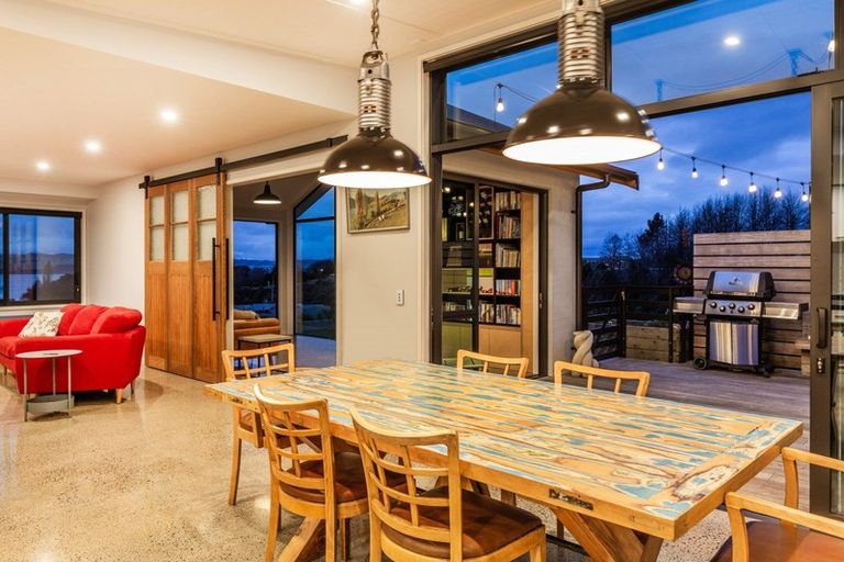 Photo of property in 127 Victory Drive, Wharewaka, Taupo, 3330