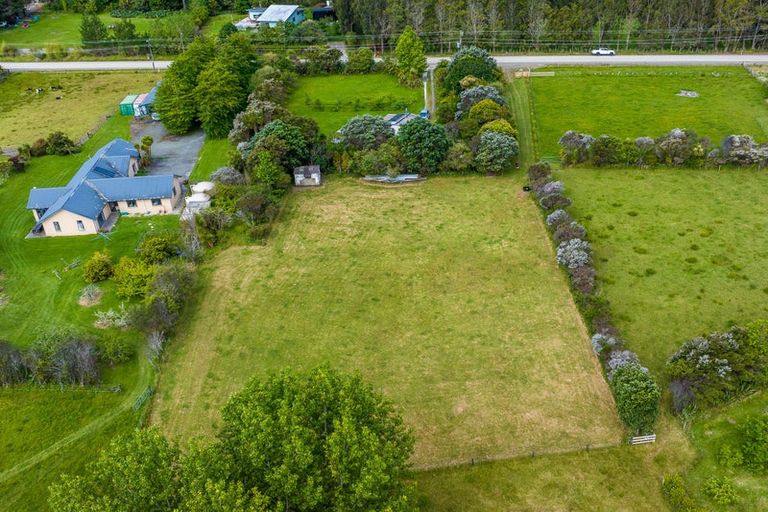 Photo of property in Cowshed Restaurant, 53 Pebblebrooke Road, Mangawhai, 0573