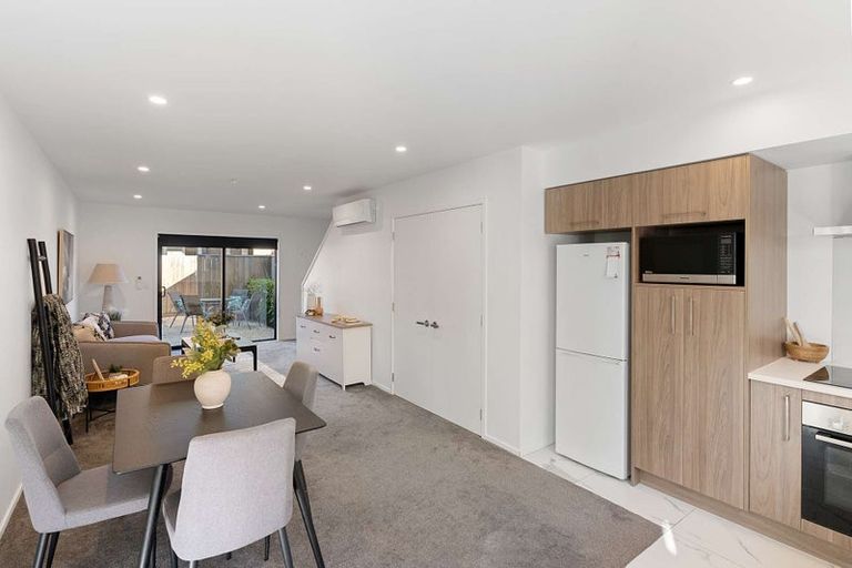 Photo of property in 2/277 Armagh Street, Christchurch Central, Christchurch, 8011