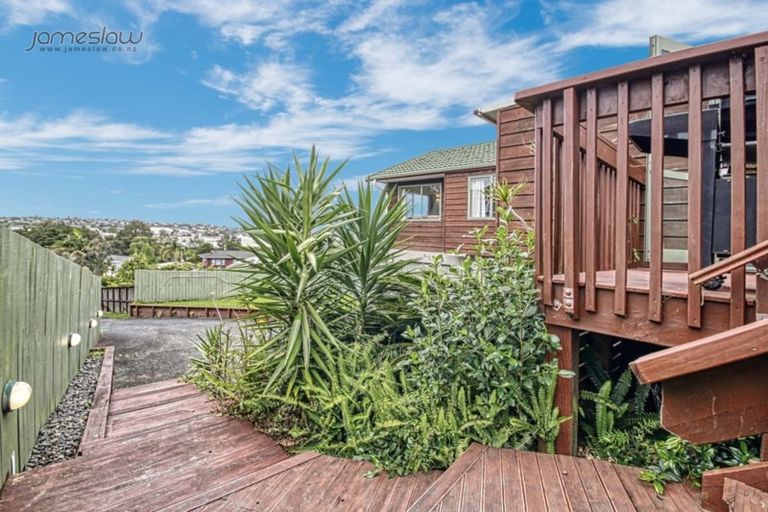 Photo of property in 39 Rhinevale Close, Henderson, Auckland, 0612