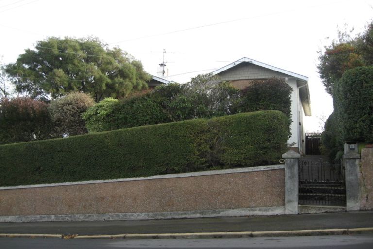 Photo of property in 75 Signal Hill Road, Opoho, Dunedin, 9010