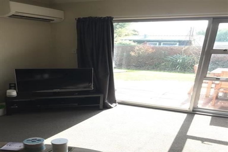 Photo of property in 4/166 Yaldhurst Road, Sockburn, Christchurch, 8042