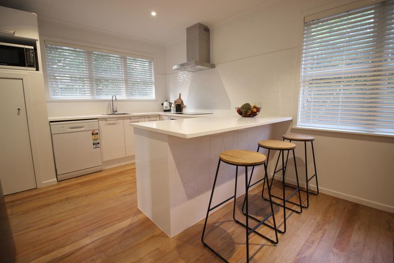 Photo of property in 1/154 Manuroa Road, Takanini, 2112