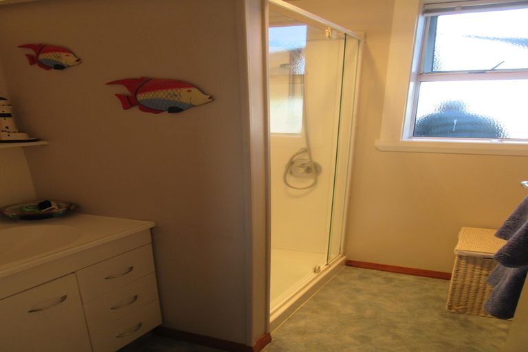 Photo of property in 11 Maude Street, Waimate, 7924