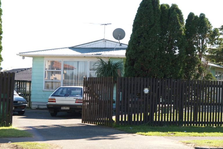 Photo of property in 32 Wickman Way, Mangere East, Auckland, 2024