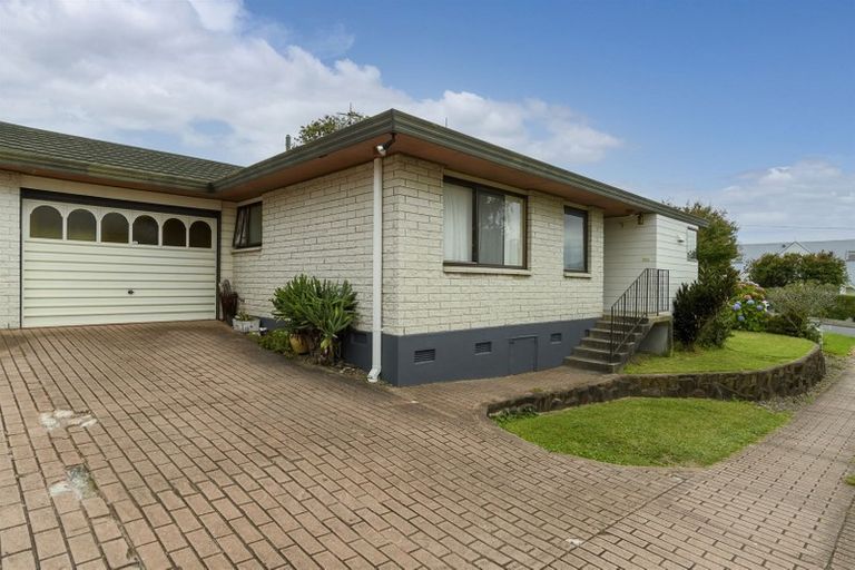 Photo of property in 10a Milton Road, Otumoetai, Tauranga, 3110