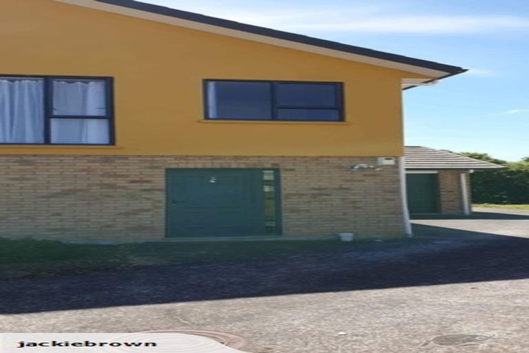 Photo of property in 1/4 Charlenne Close, Ranui, Auckland, 0612