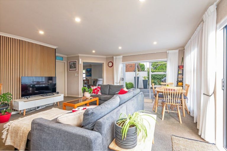 Photo of property in 42 Collingwood Street, Hokowhitu, Palmerston North, 4410