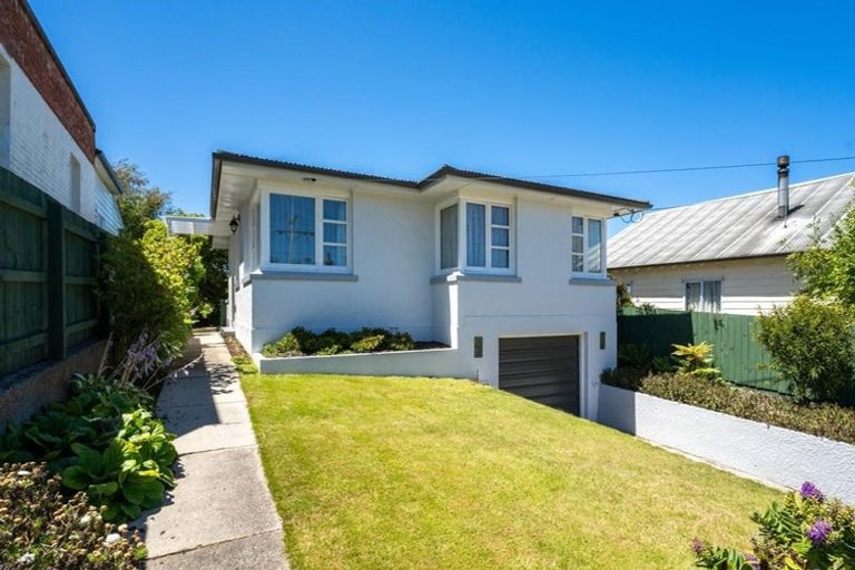 Photo of property in 21 Cochrane Street, Mornington, Dunedin, 9011