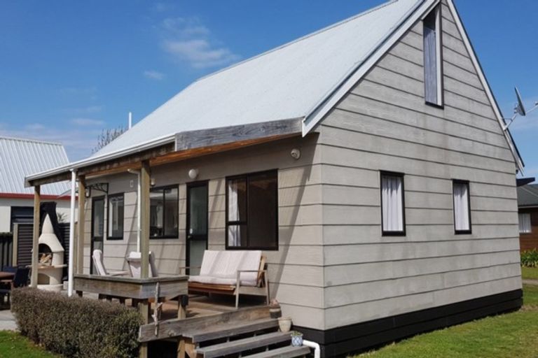 Photo of property in 2/14 Candu Lane, Kinloch, Taupo, 3377