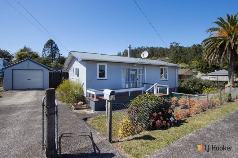 Photo of property in 8 Gladstone Road, Waihi, 3610