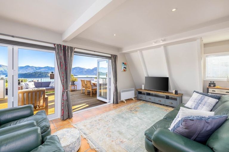 Photo of property in 17 James Drive, Diamond Harbour, Lyttelton, 8971