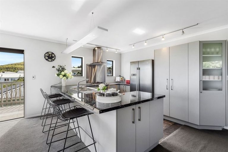 Photo of property in 143a Dimock Street, Titahi Bay, Porirua, 5022