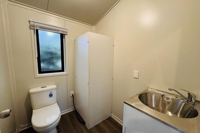 Photo of property in 67 Rhodes Drive, Kelvin Grove, Palmerston North, 4414