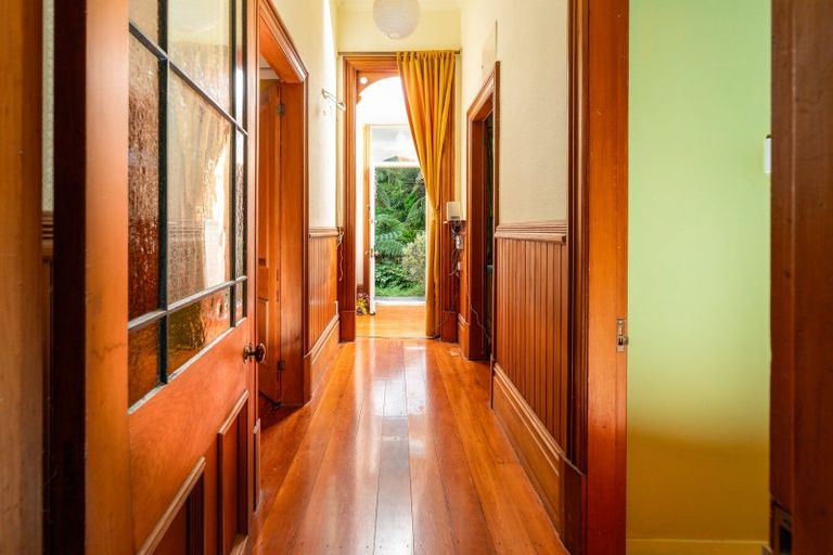 Photo of property in 23 Crieff Street, Northland, Wellington, 6012