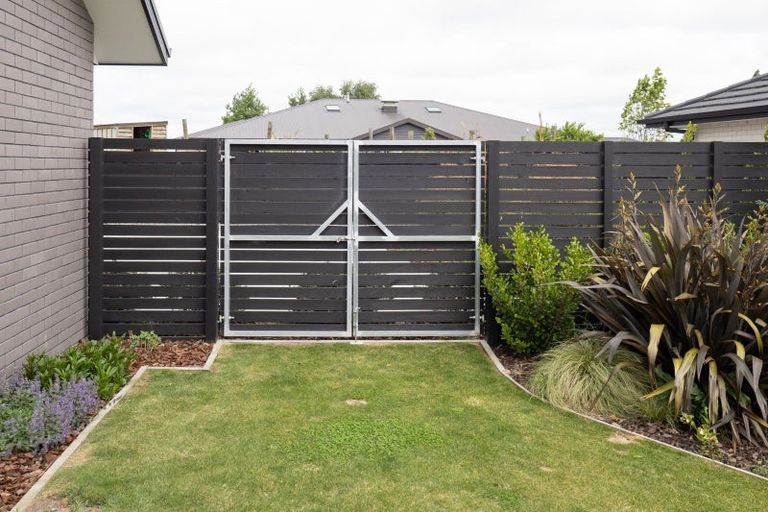 Photo of property in 5 Roxburgh Place, Tinwald, Ashburton, 7700