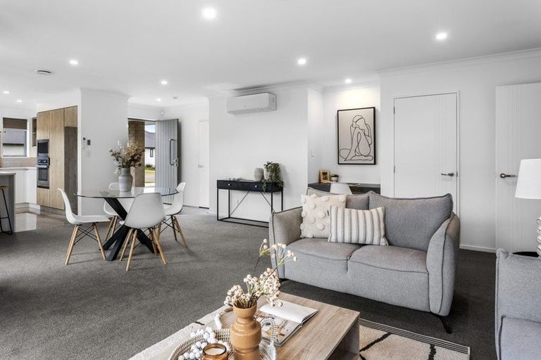 Photo of property in 80a Watkins Drive, Rangiora, 7400