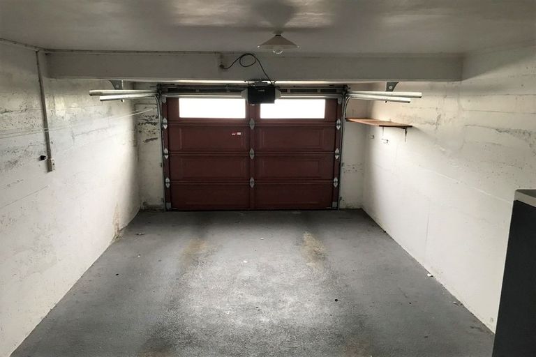 Photo of property in 9 Montana Place, Merrilands, New Plymouth, 4312