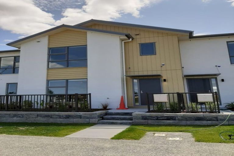 Photo of property in 12 Adlam Lane, Takanini, 2112