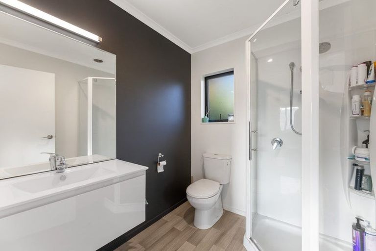 Photo of property in 2 Muir Street, Green Island, Dunedin, 9018