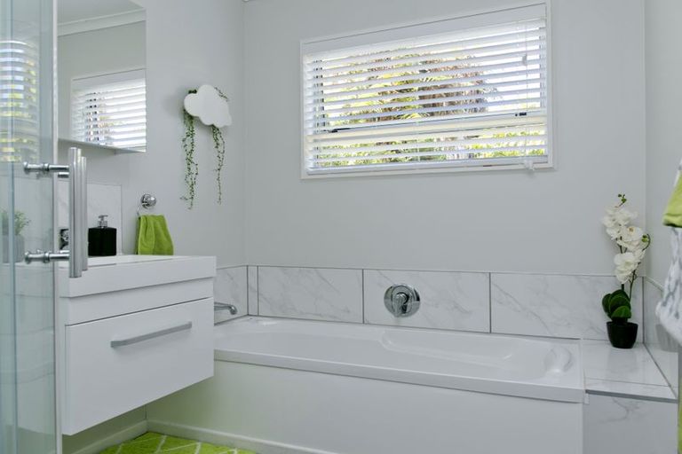 Photo of property in 1/2 Laughton Street, Taupo, 3330