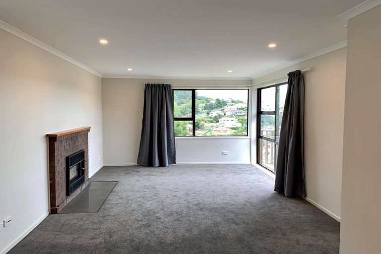 Photo of property in 32 Tomkins Street, Green Island, Dunedin, 9018
