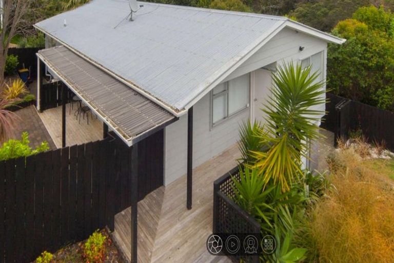 Photo of property in 357 Triangle Road, Henderson, Auckland, 0610