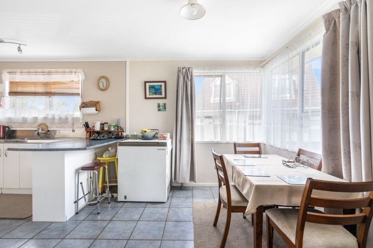 Photo of property in 88 Paramount Parade, Tikipunga, Whangarei, 0112