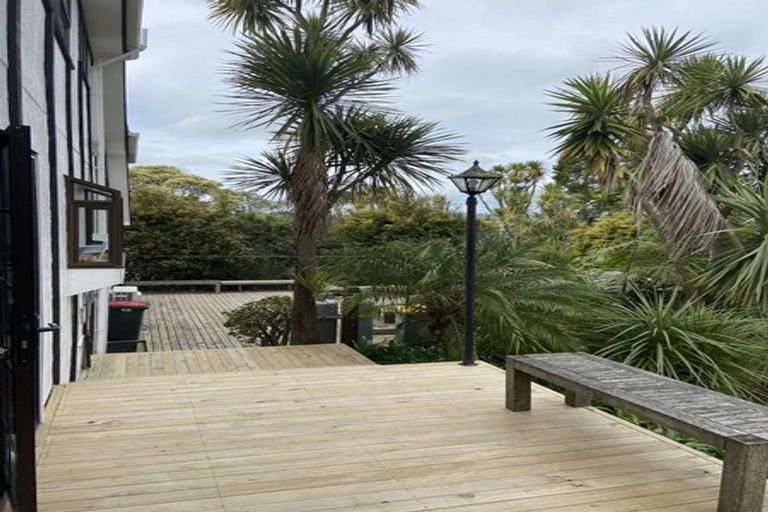 Photo of property in 5a Paparoa Road, Cockle Bay, Auckland, 2014