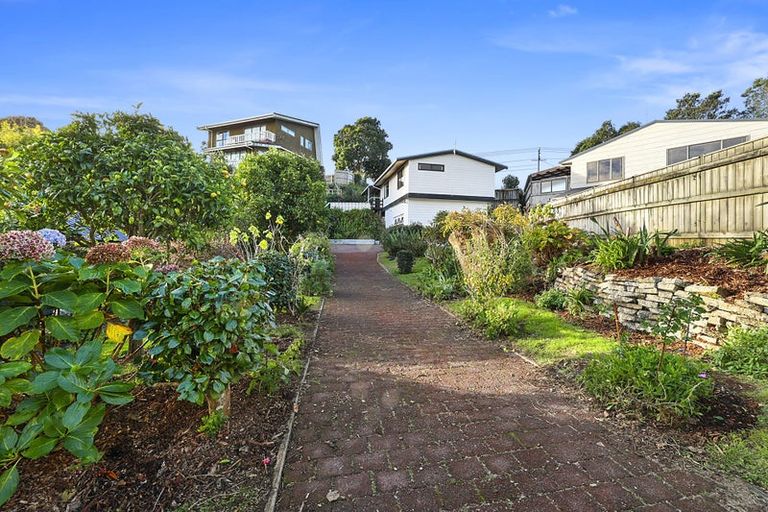 Photo of property in 123 Poplar Grove, Westown, New Plymouth, 4310