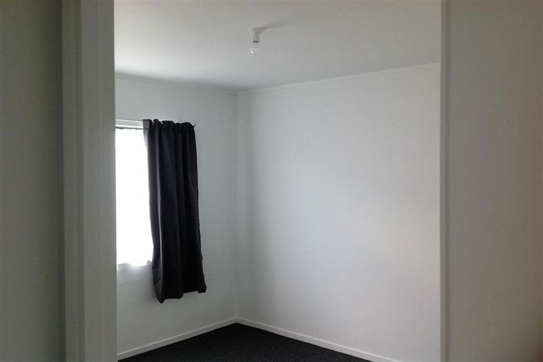 Photo of property in 4/25 Solveig Place, Randwick Park, Auckland, 2105