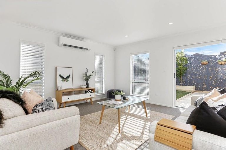 Photo of property in 31a Taikata Road, Te Atatu Peninsula, Auckland, 0610