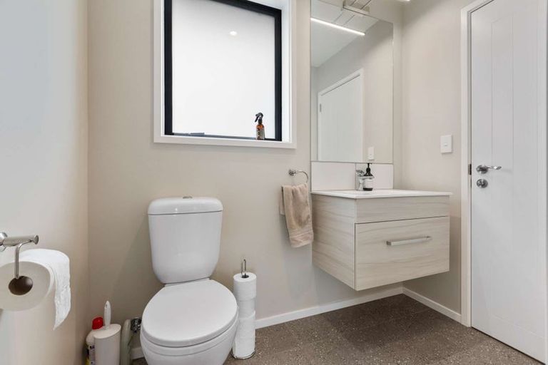 Photo of property in 44b Waikite Road, Welcome Bay, Tauranga, 3112