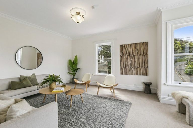 Photo of property in 49 Devon Street, Aro Valley, Wellington, 6021