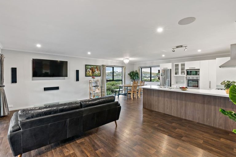 Photo of property in 66 Helenslee Road, Pokeno, 2402