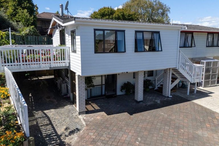 Photo of property in 4 Spruce Place, Totara Heights, Auckland, 2105