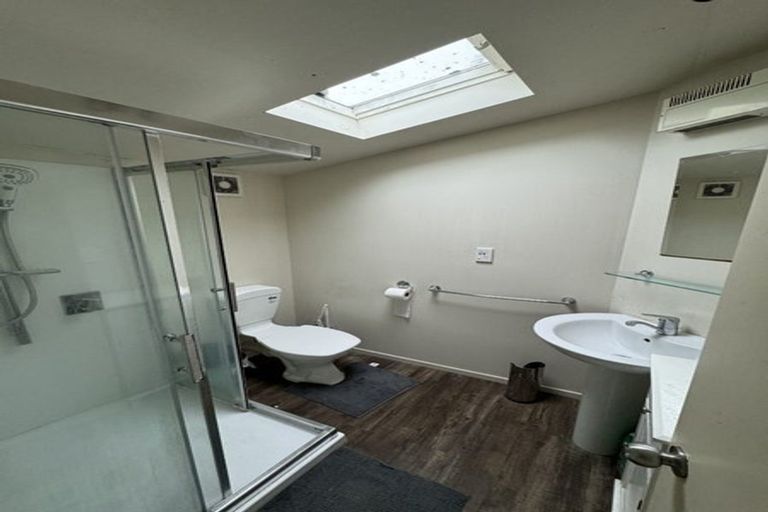 Photo of property in 21 Cowes Street, Avondale, Christchurch, 8061