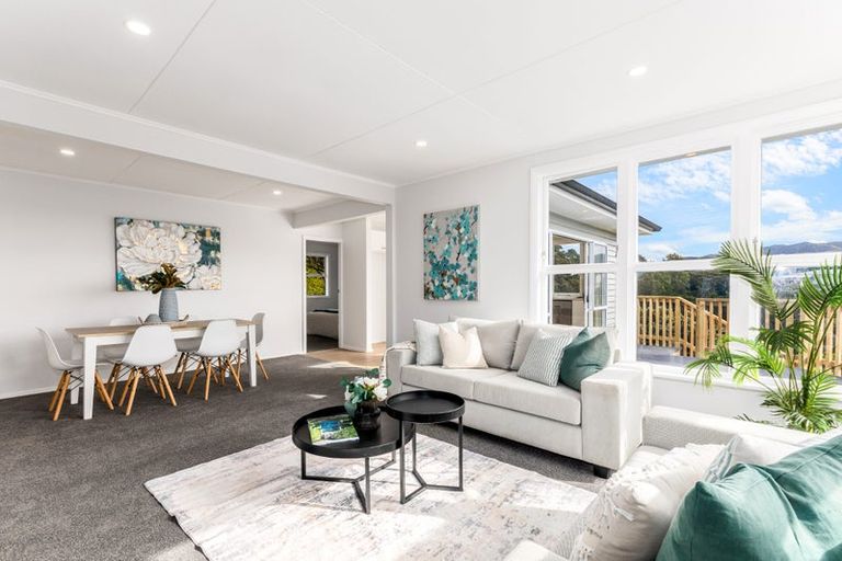 Photo of property in 23 Cumberland Grove, Cannons Creek, Porirua, 5024