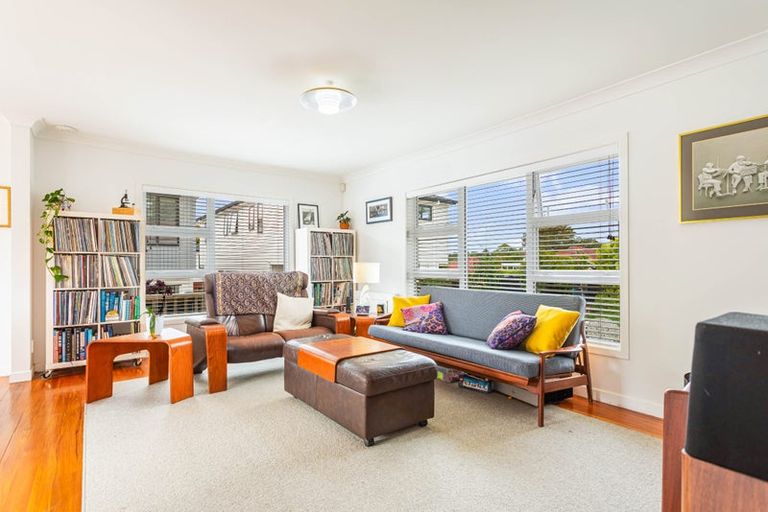 Photo of property in 149 Seabrook Avenue, New Lynn, Auckland, 0600