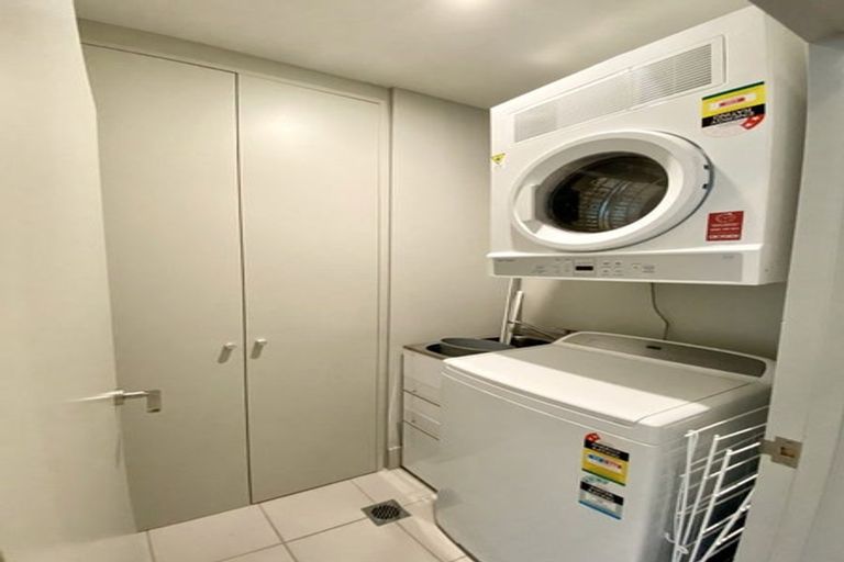 Photo of property in Chews Lane Apartments, 8a/9 Chews Lane, Wellington Central, Wellington, 6011