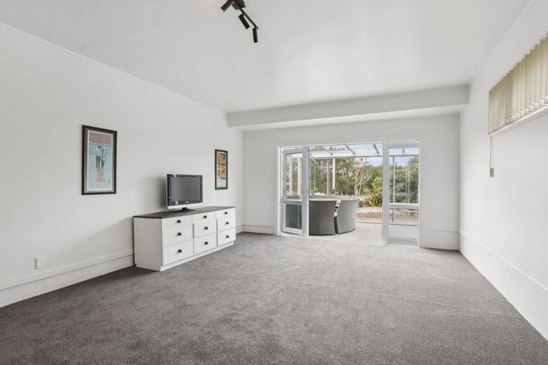 Photo of property in 231 Nixon Road, Taupaki, Henderson, 0782