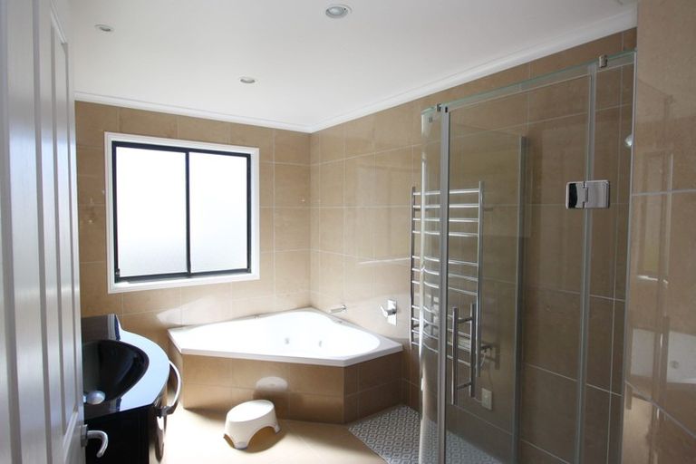 Photo of property in 43 Waverton Terrace, Churton Park, Wellington, 6037