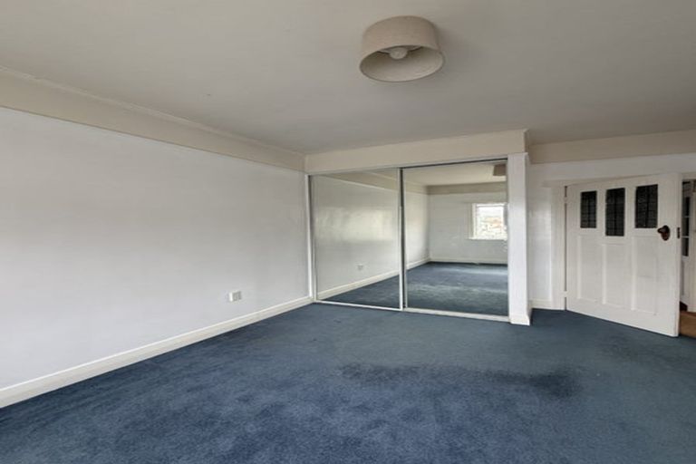 Photo of property in 30 Austin Street, Mount Victoria, Wellington, 6011