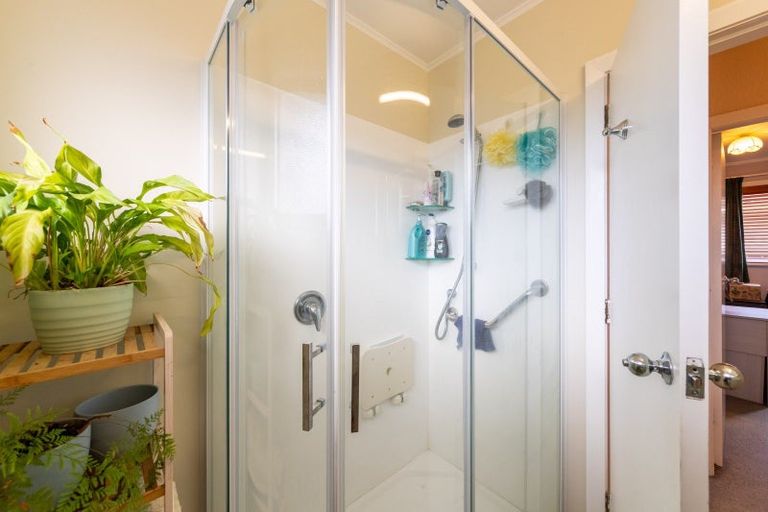 Photo of property in 8 Davis Crescent, Elderslea, Upper Hutt, 5018