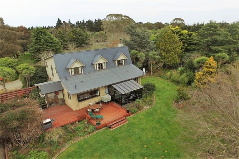 Photo of property in 6 Old West Coast Road, Yaldhurst, Christchurch, 7676