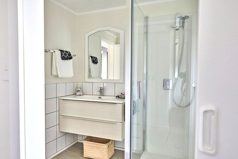 Photo of property in 14 Kuku Street, Te Awanga, 4102