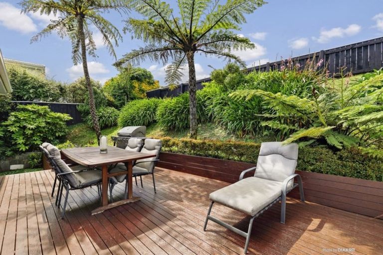 Photo of property in 32 Lohia Street, Khandallah, Wellington, 6035