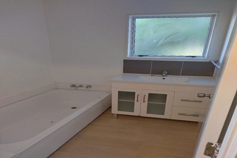 Photo of property in 7a Lupton Road, Manurewa, Auckland, 2102