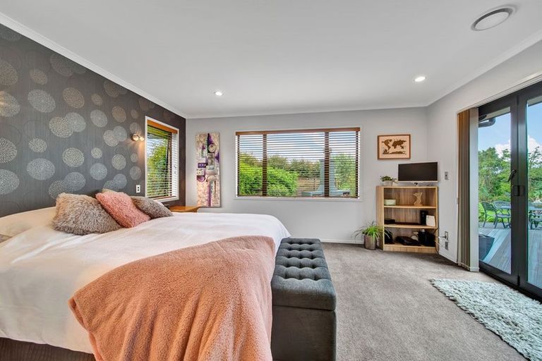Photo of property in 569 Smart Road, Hillsborough, New Plymouth, 4372